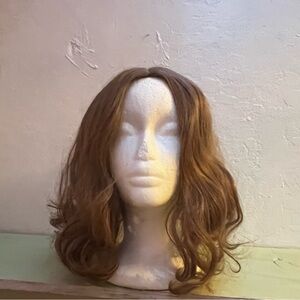 Light Brown Wavy Hair Wig